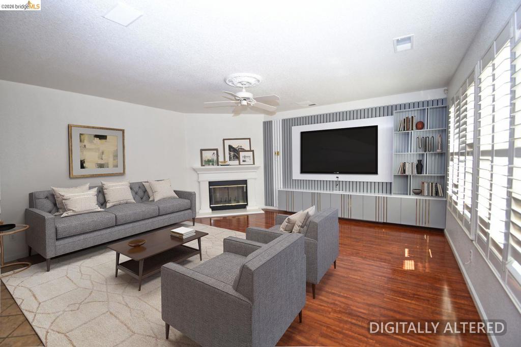 5548 Cortina Ln Property Photo 14