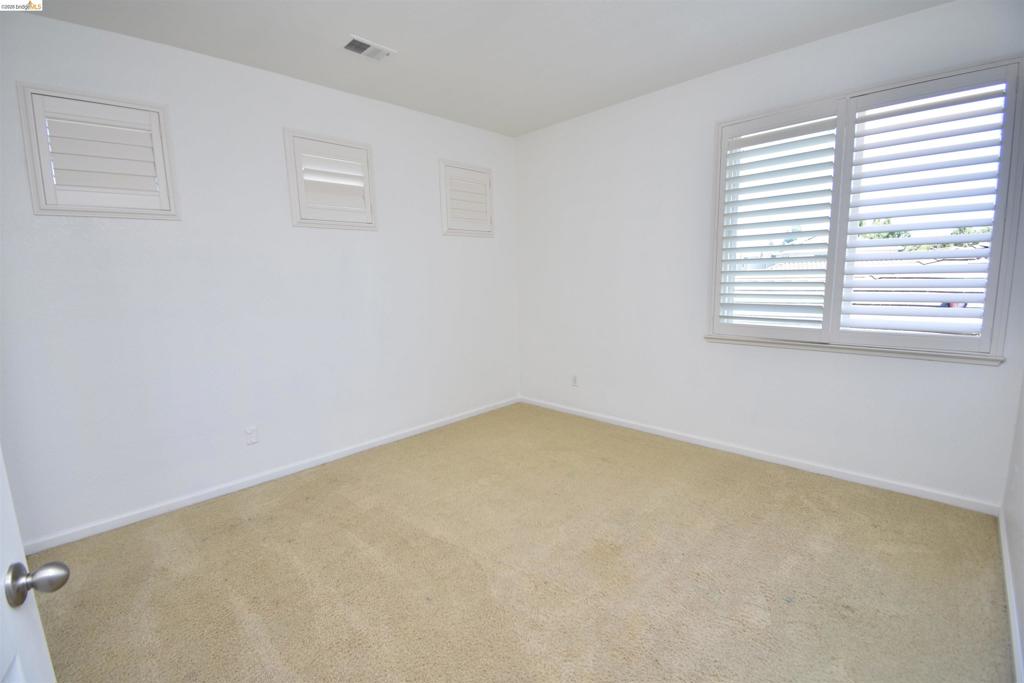5548 Cortina Ln Property Photo 25