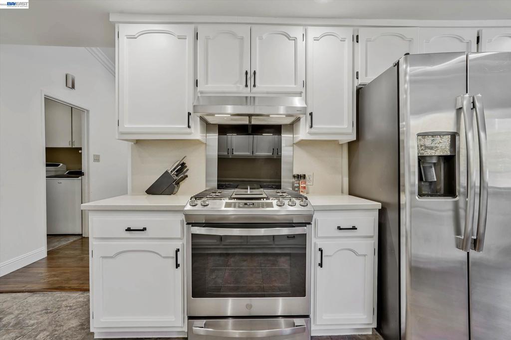 2065 Gill Port Ln Property Photo 16