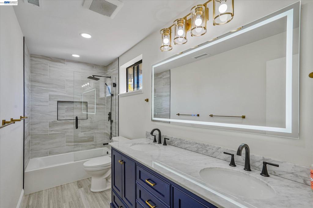 2065 Gill Port Ln Property Photo 23