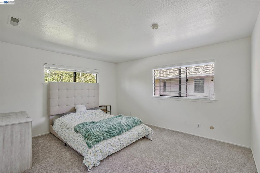 2065 Gill Port Ln Property Photo 25