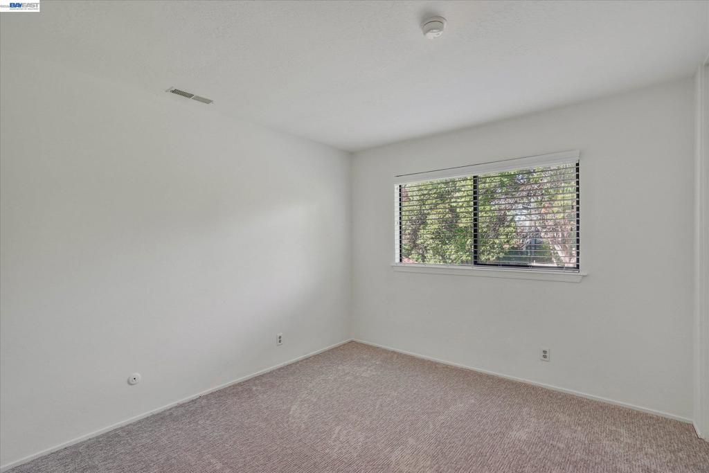 2065 Gill Port Ln Property Photo 27