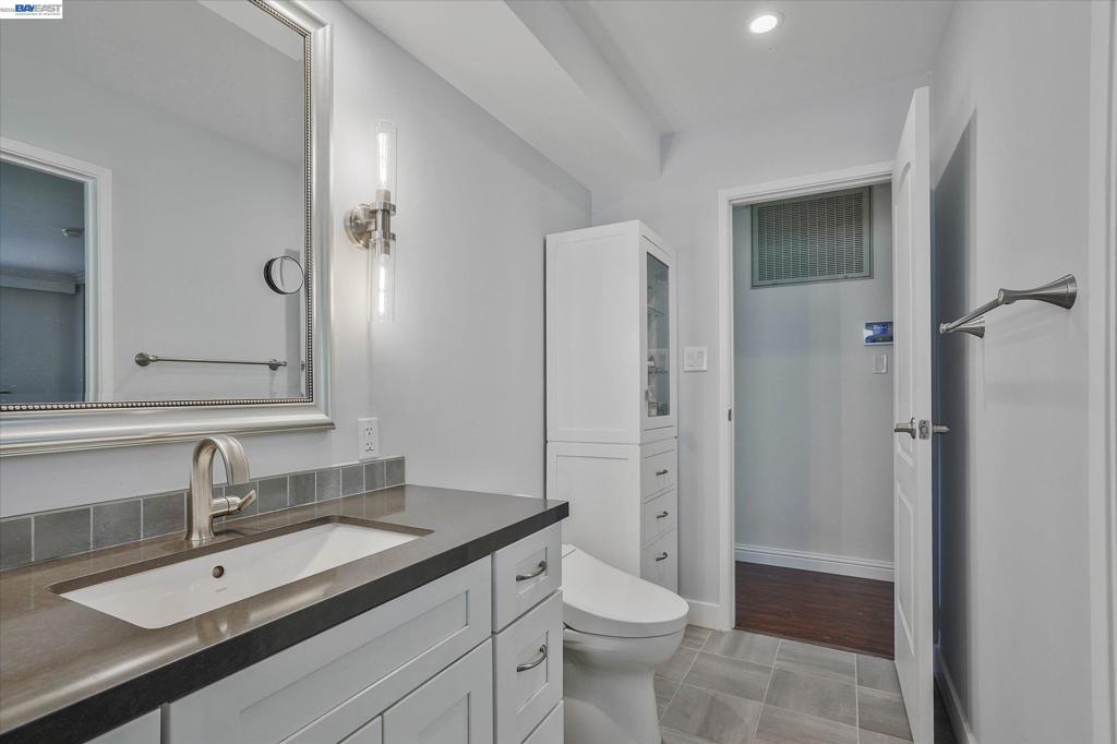 2065 Gill Port Ln Property Photo 37