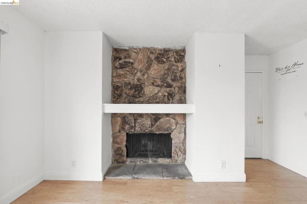 981 Cheryl Ann Cir Property Photo 3