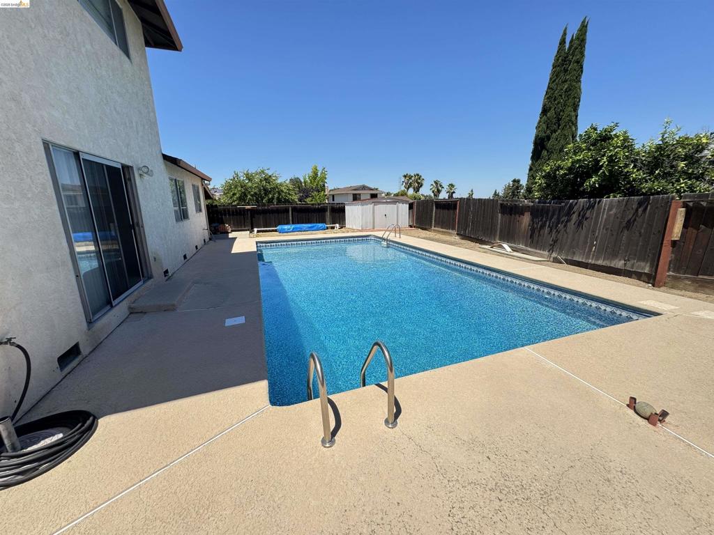 41141085 Property Photo 15