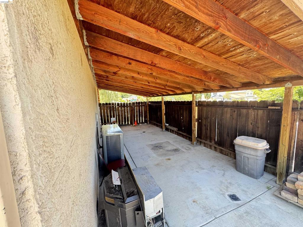 41141085 Property Photo 16