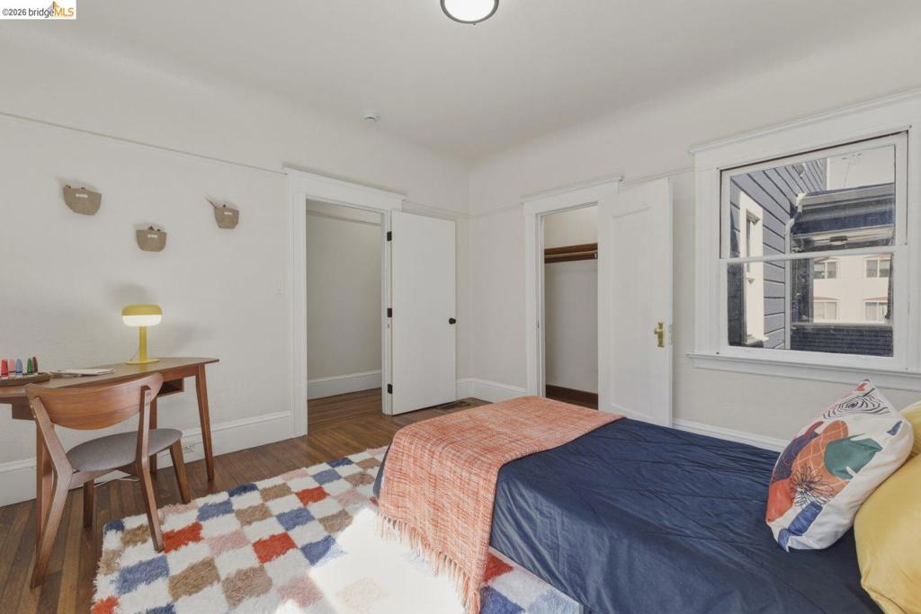 523 25th St Property Photo 49