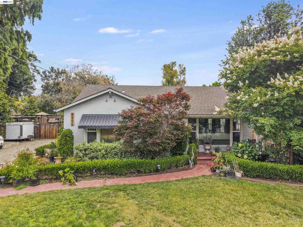 1966 Almaden Rd Property Photo 7
