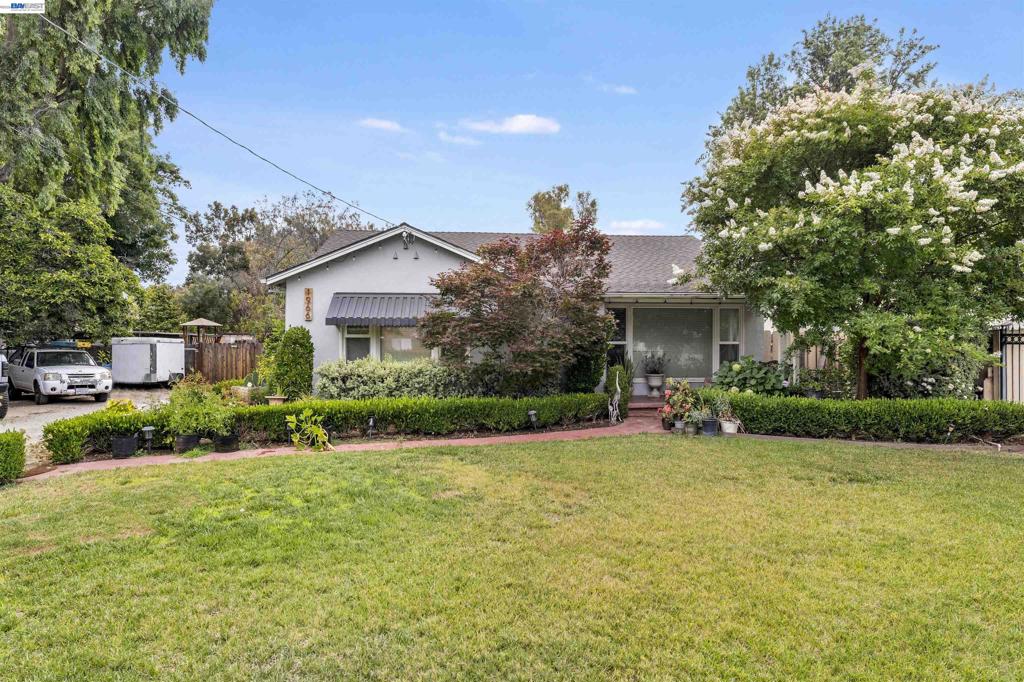 1966 Almaden Rd Property Photo 39