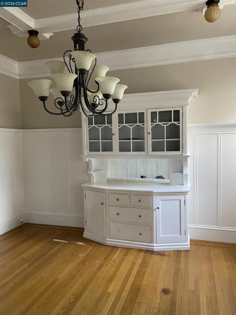 1630 1634 Hyde St Property Photo 14