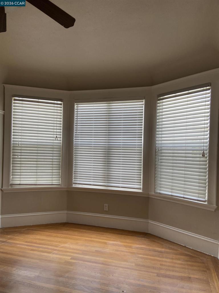 1630 1634 Hyde St Property Photo 16