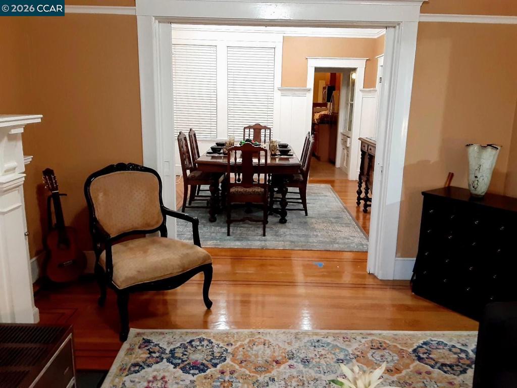 1630 1634 Hyde St Property Photo 23