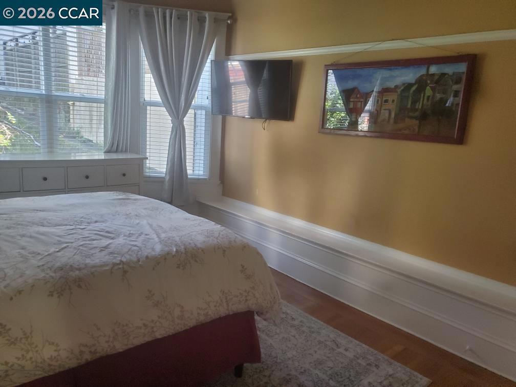 1630 1634 Hyde St Property Photo 28