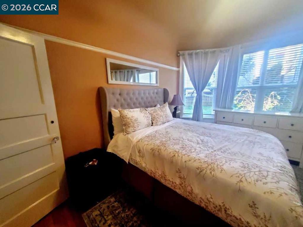 1630 1634 Hyde St Property Photo 29