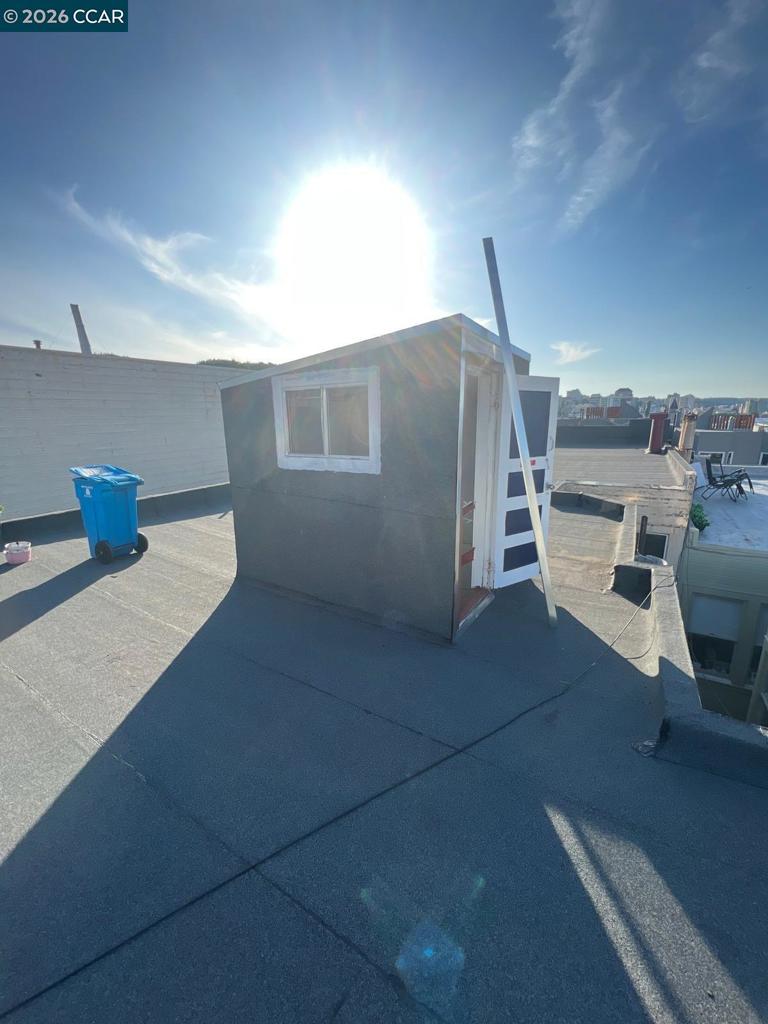 1630 1634 Hyde St Property Photo 56