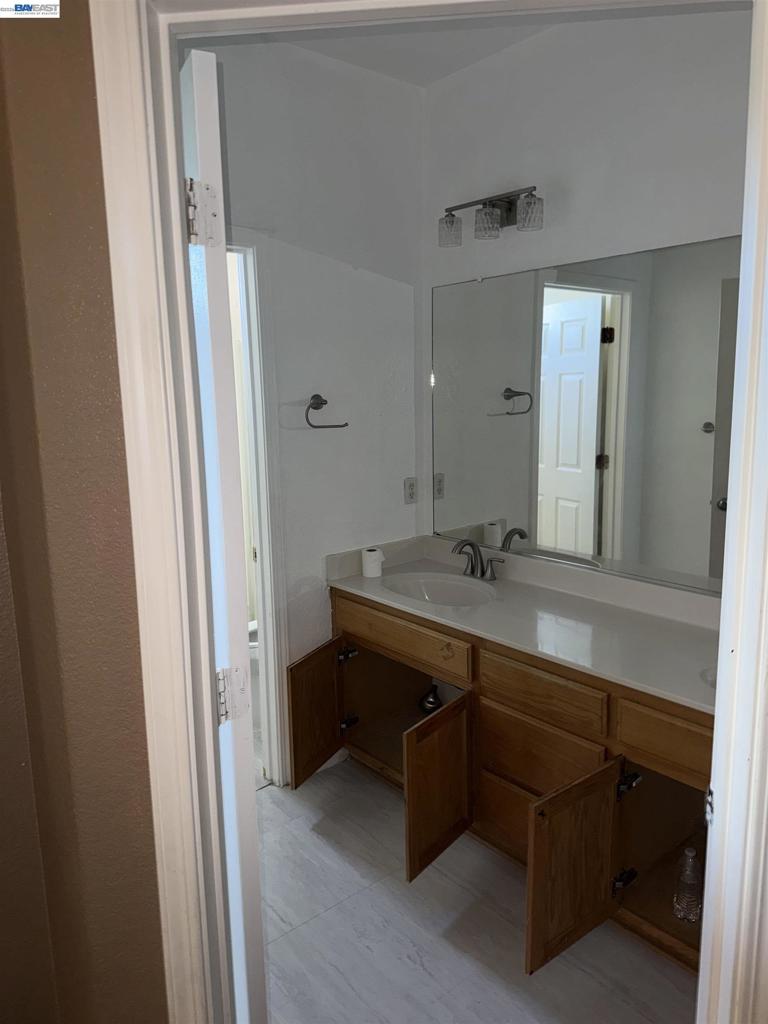 1016 Cypress Run Dr Property Photo 43