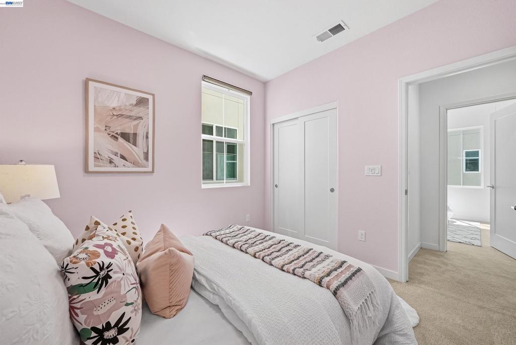8556 Seawind Way Property Photo 19