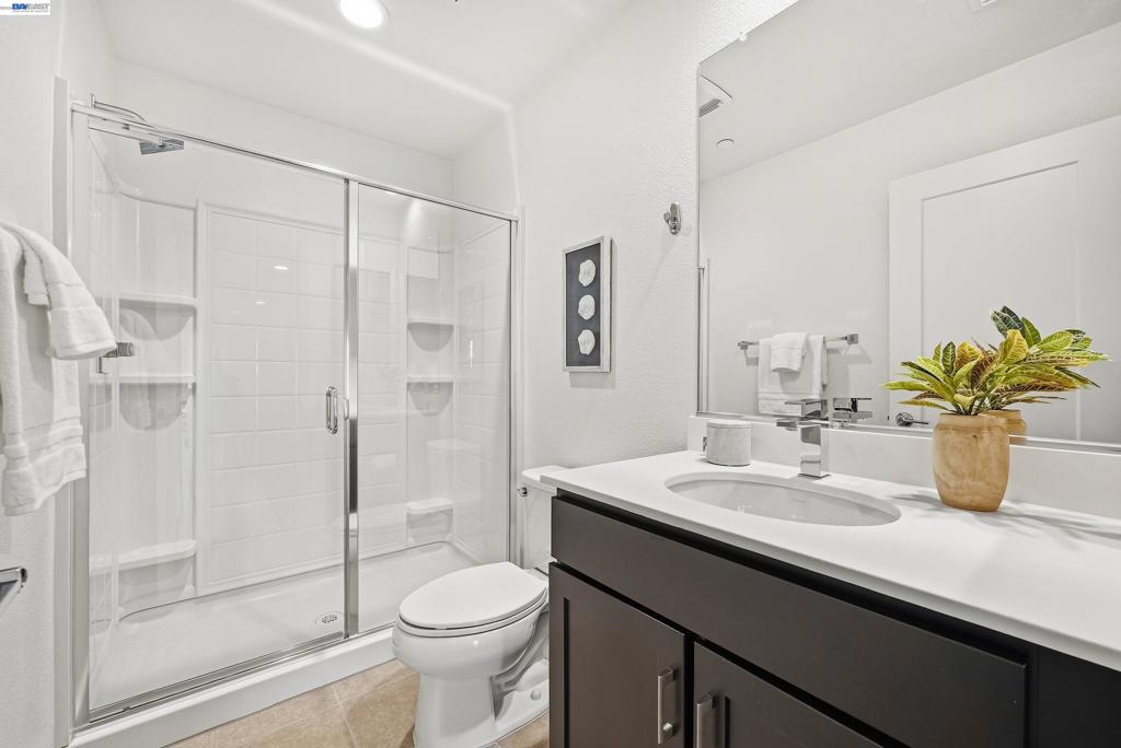 8556 Seawind Way Property Photo 27
