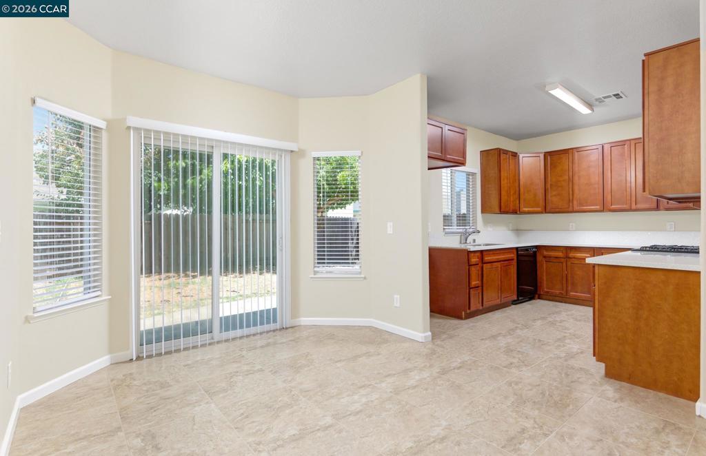 4239 Clay Creek Way Property Photo 6