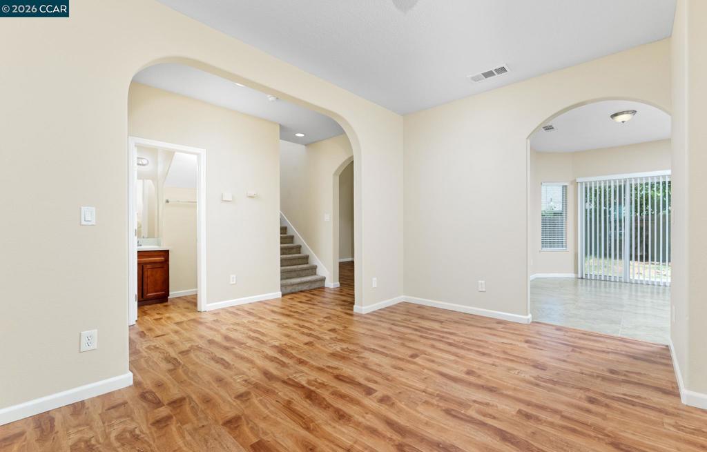 4239 Clay Creek Way Property Photo 13