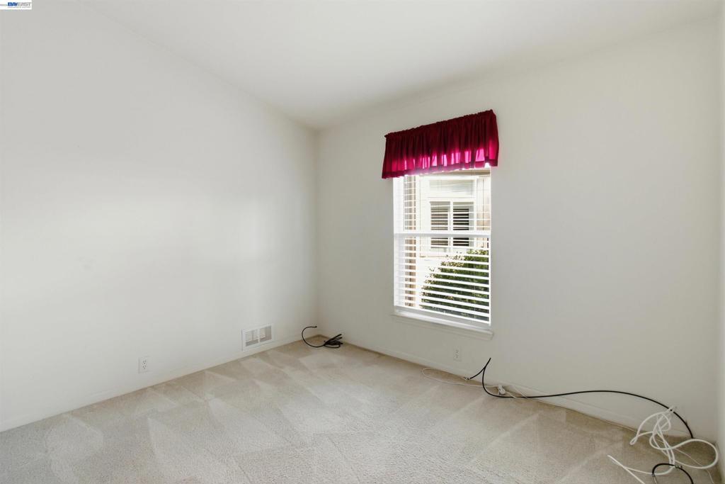 3263 Vineyard Ave Property Photo 20