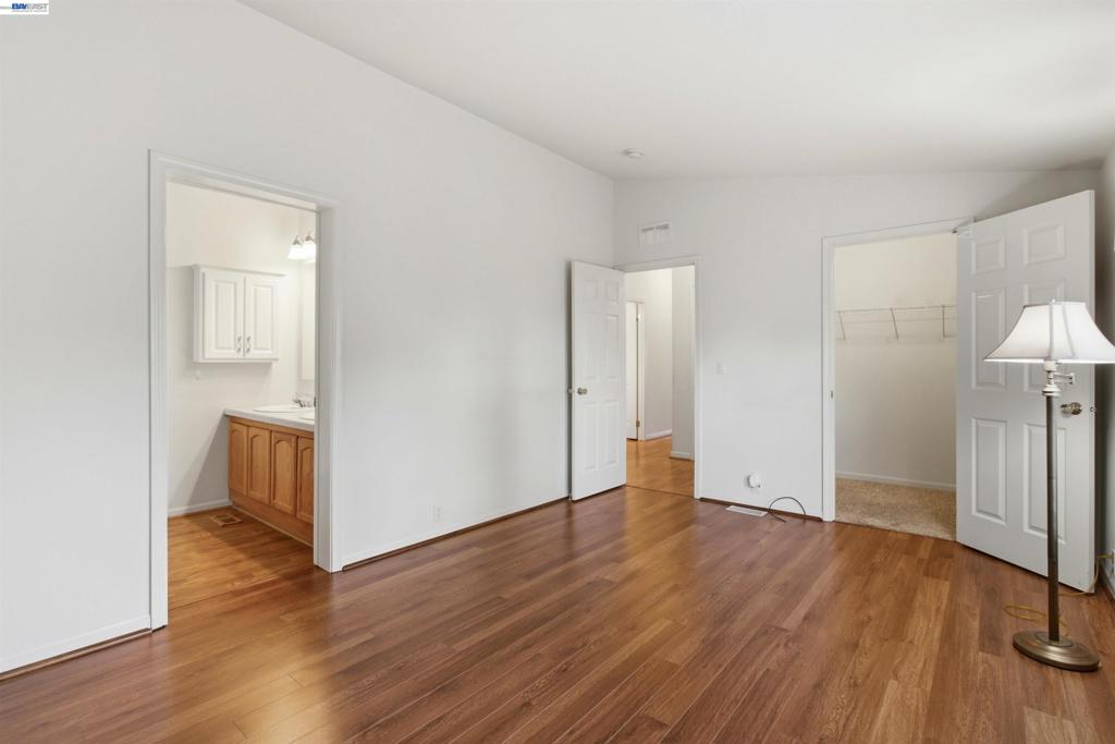3263 Vineyard Ave Property Photo 23