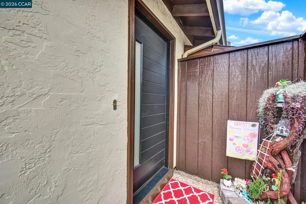 6472 Trinidad Dr Property Photo 22