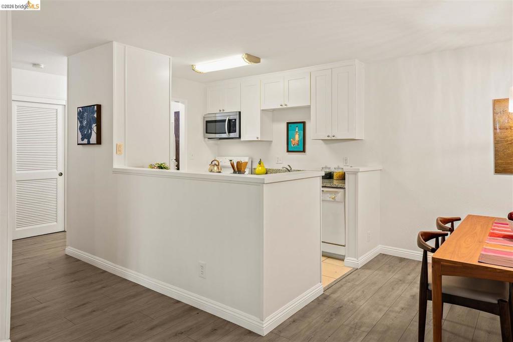 385 Jayne Ave 105 Property Photo 11