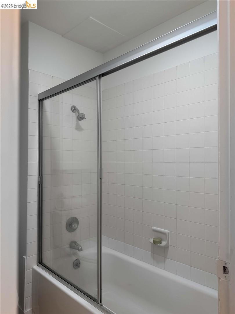 385 Jayne Ave 105 Property Photo 20