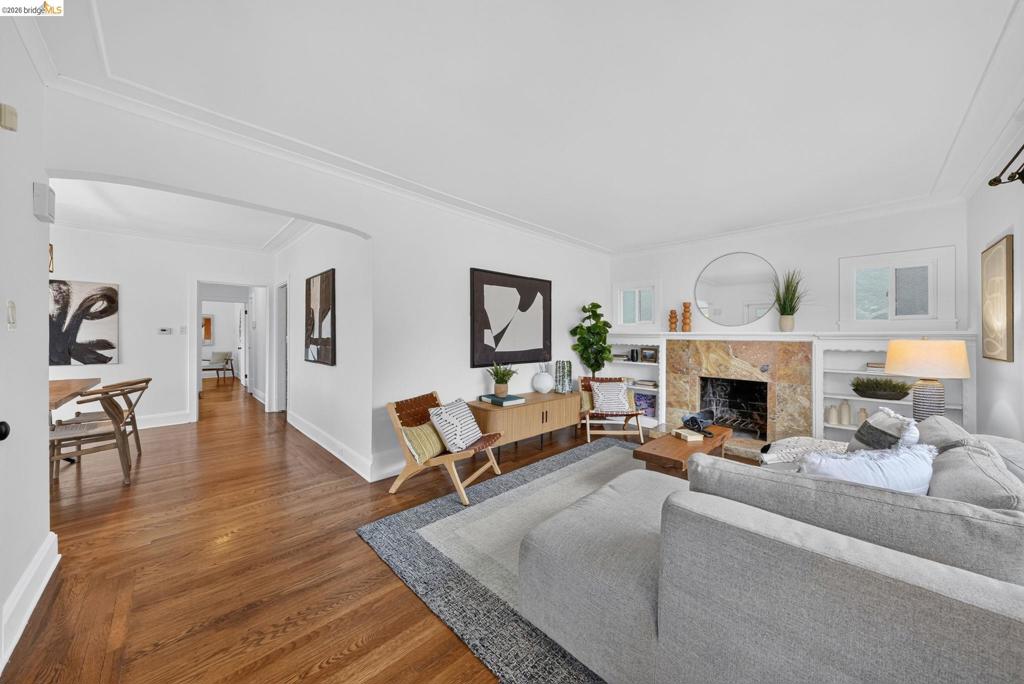 2760 Best Ave Property Photo 12