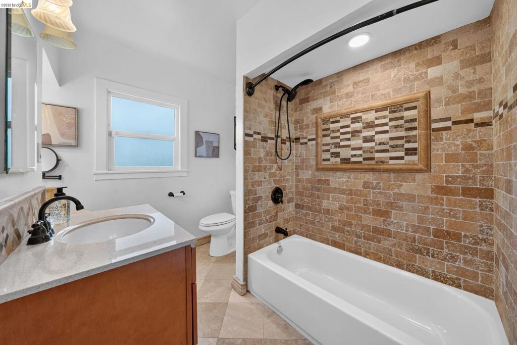 2760 Best Ave Property Photo 28