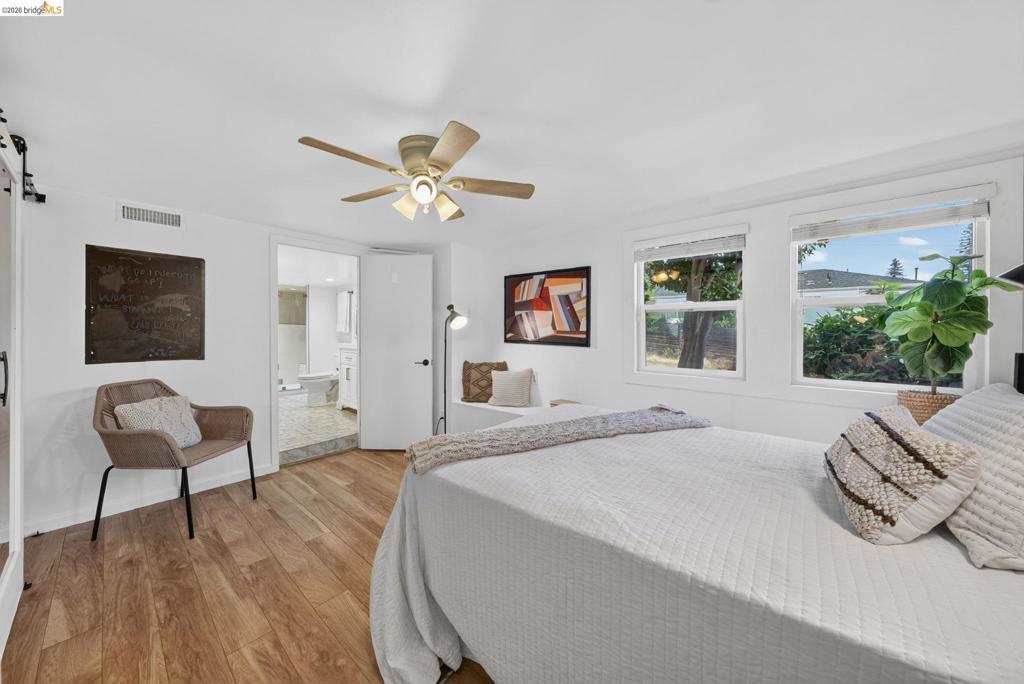 2760 Best Ave Property Photo 34