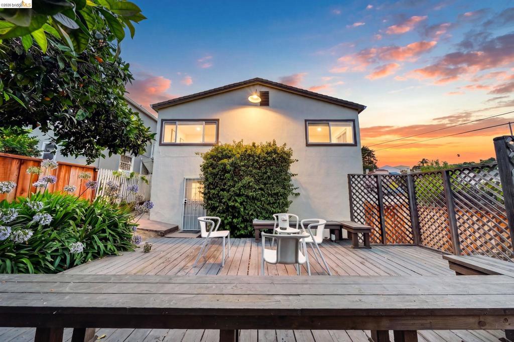 2760 Best Ave Property Photo 39