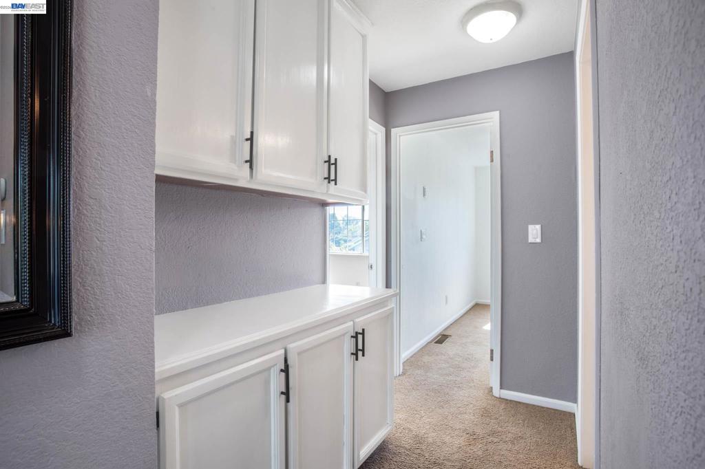 305 Helena Ct. Property Photo 15