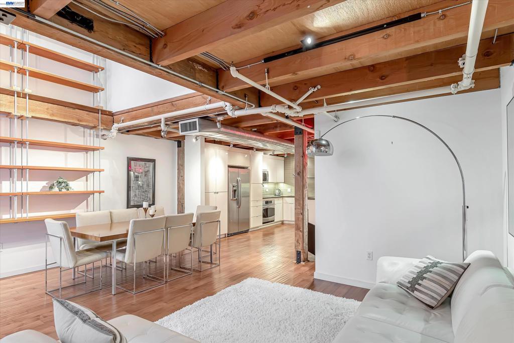 650 Delancey St 103 Property Photo 4