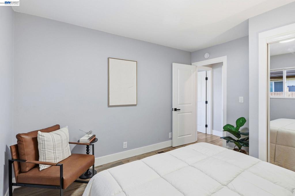 6684 Graham Ave Property Photo 16