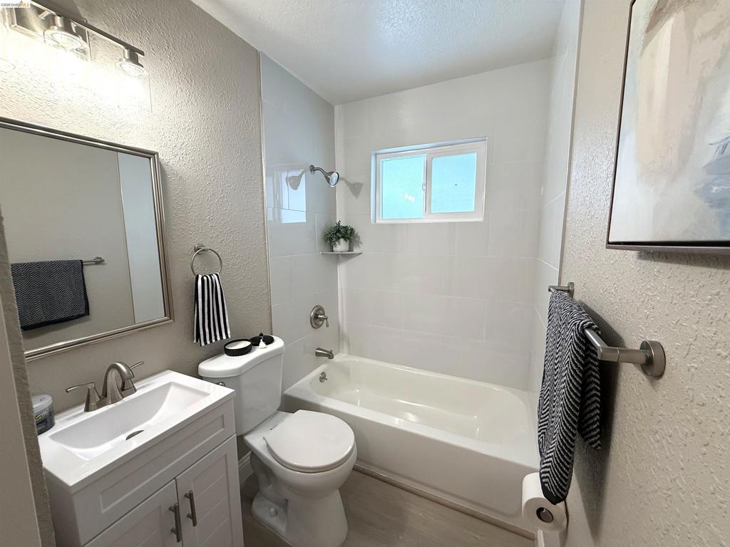 1124 Monterey Dr Property Photo 12