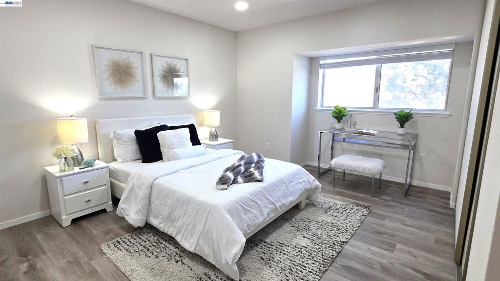 37856 Bright Cmn Property Photo 16