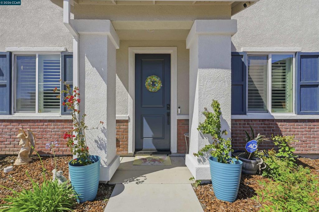 1655 Apricot Ct Property Photo 8