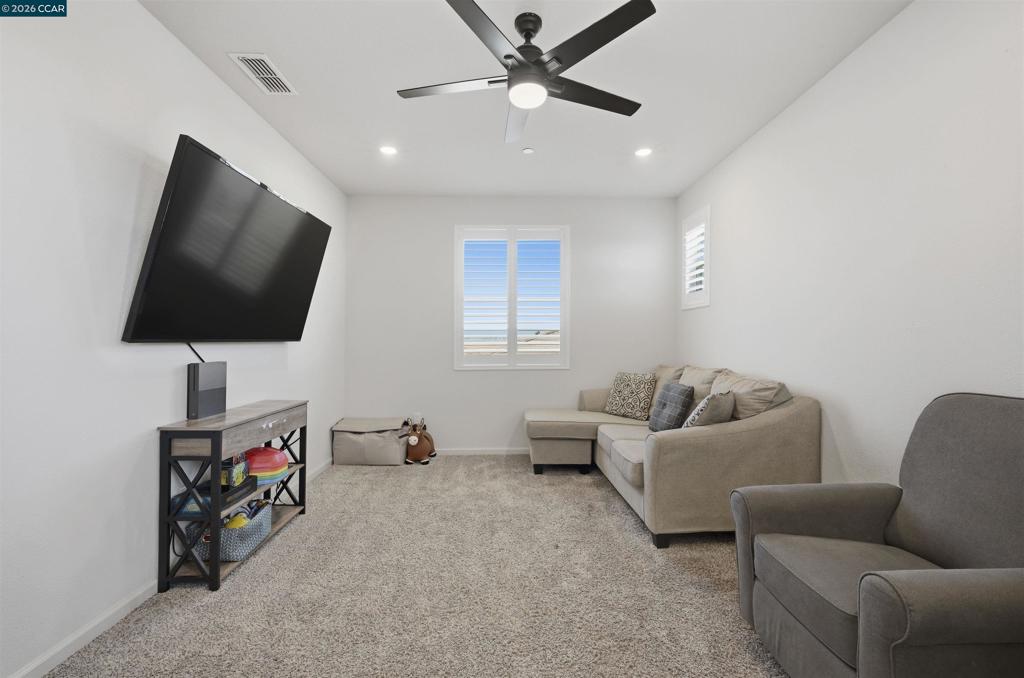 1655 Apricot Ct Property Photo 31
