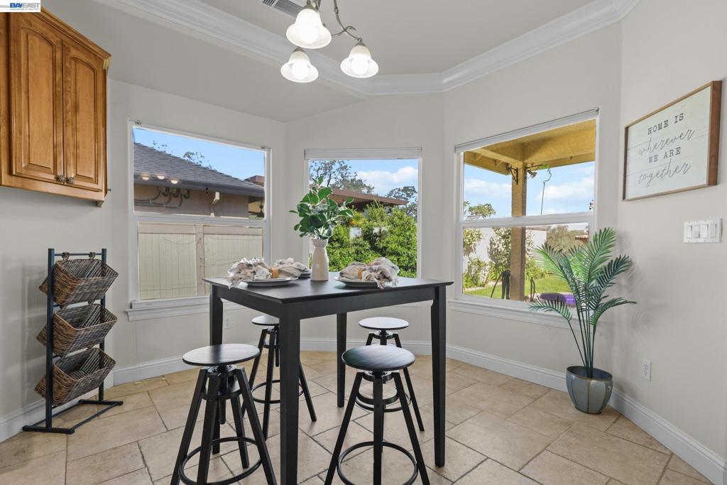 2110 Cadjew St Property Photo 15