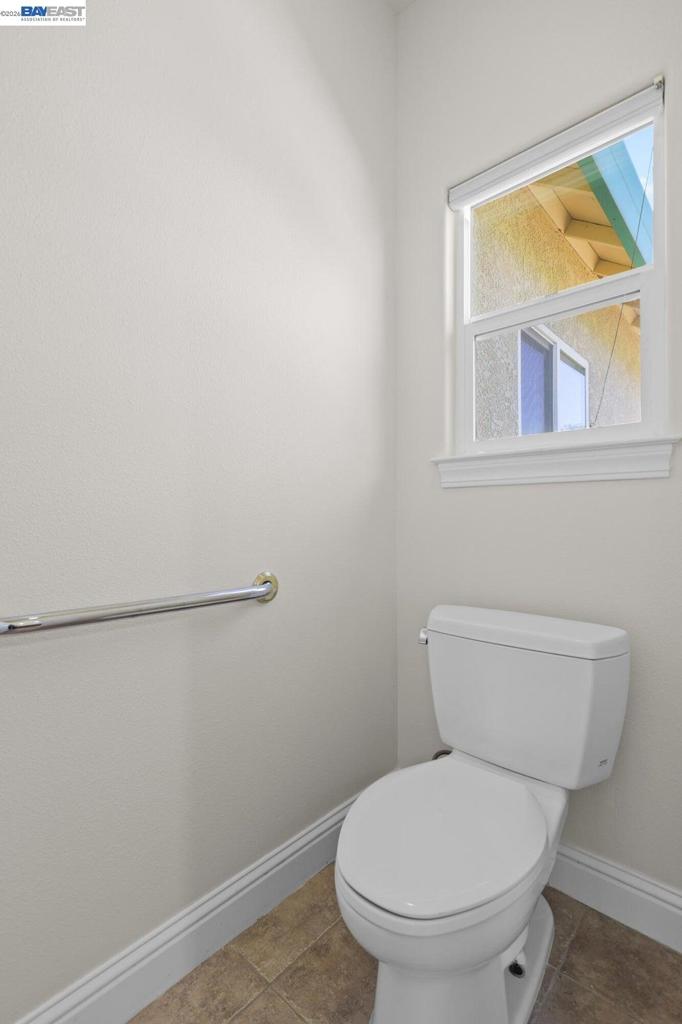 2110 Cadjew St Property Photo 22