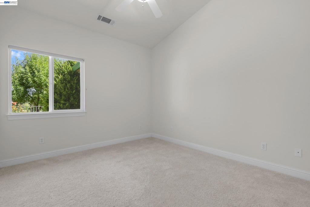 2110 Cadjew St Property Photo 46