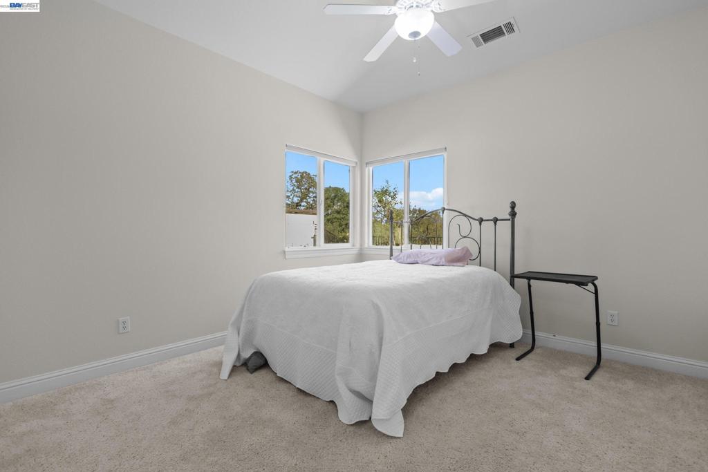 2110 Cadjew St Property Photo 49