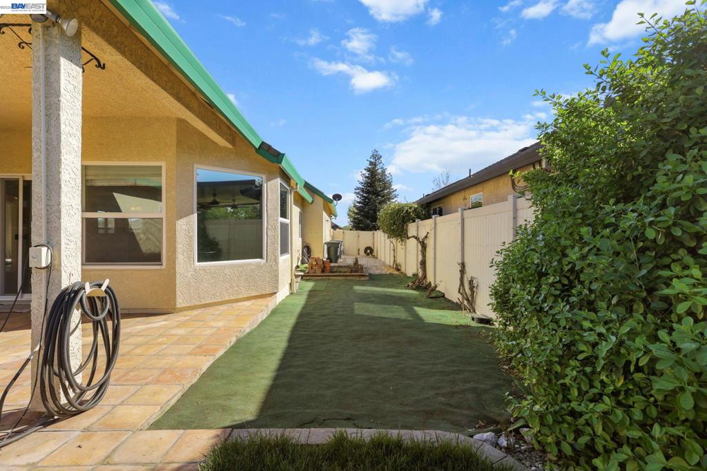 2110 Cadjew St Property Photo 56