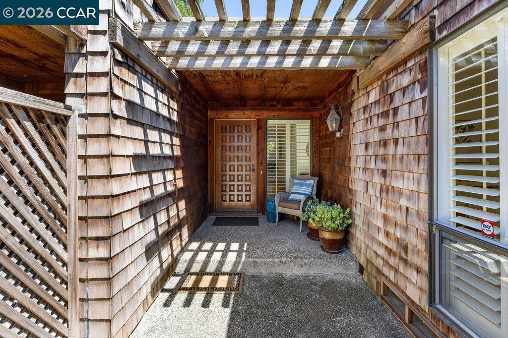 203 Village Gate Rd Property Photo 2