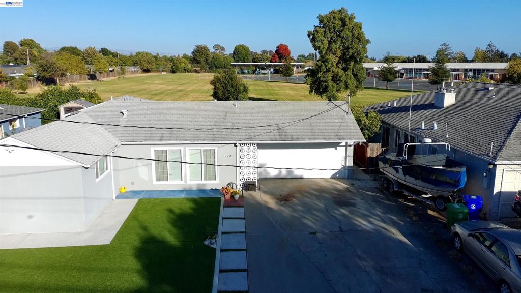 1220 Esser Ave Property Photo 33