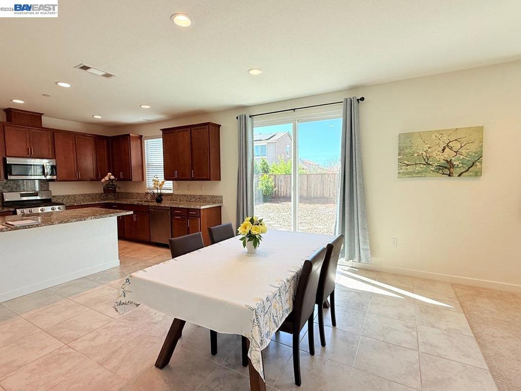 5350 Sotto Way Property Photo 17