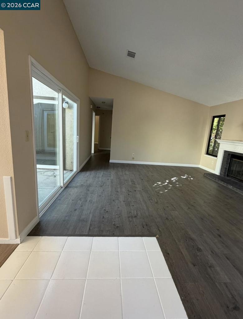 4364 Via Dora Dr Property Photo 3