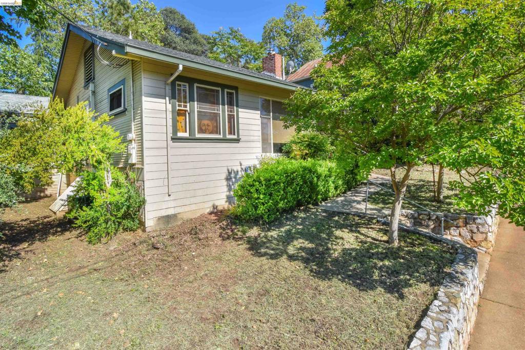 541 S Shepherd St Property Photo 3